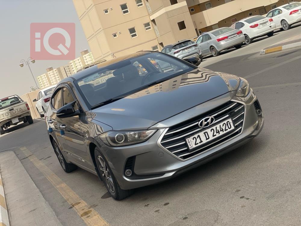 هیوندای ئەلەنترا